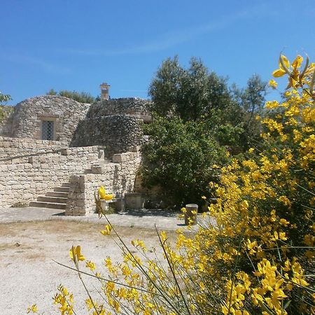 Trullo Villa Giuliana Con Giardino Posizione Panoramica Free Wifi オストゥーニ 部屋 写真