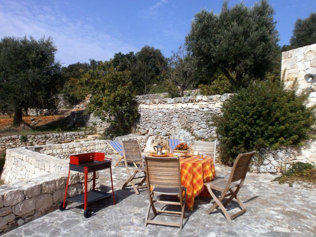 Trullo Villa Giuliana Con Giardino Posizione Panoramica Free Wifi オストゥーニ 部屋 写真