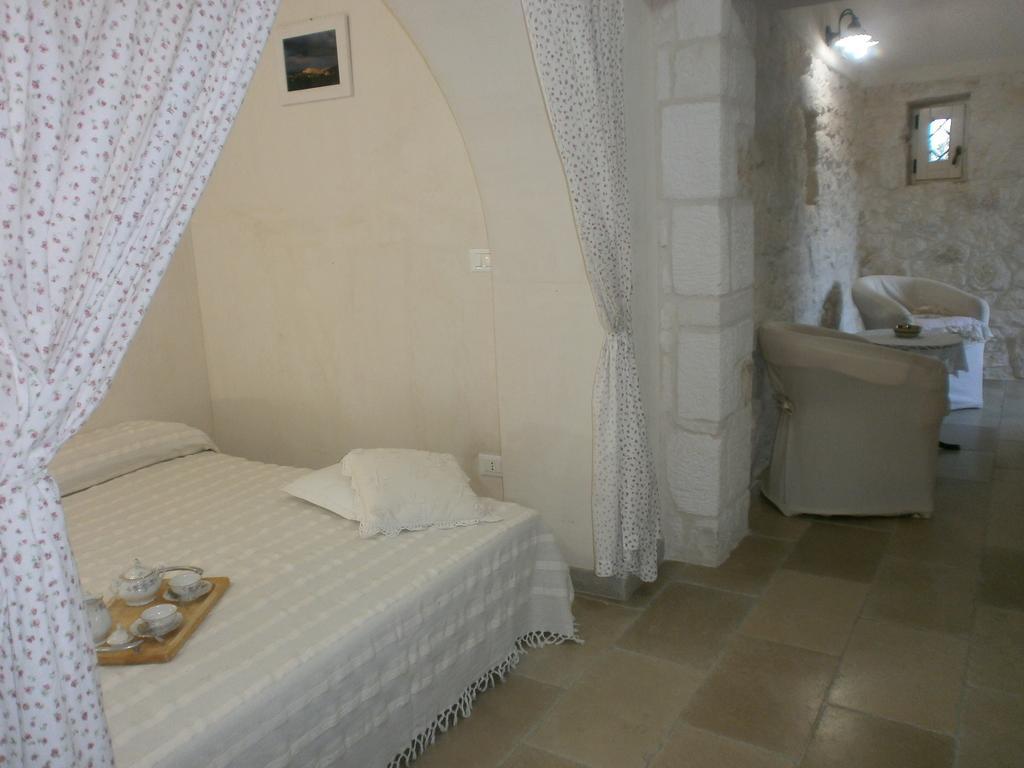 Trullo Villa Giuliana Con Giardino Posizione Panoramica Free Wifi オストゥーニ エクステリア 写真
